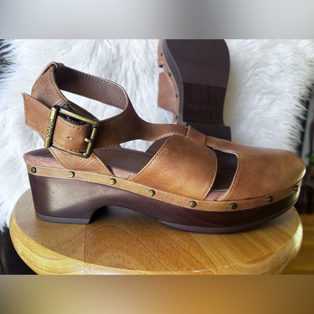 Vionic Women's Brown Leather Clogs with Buckle